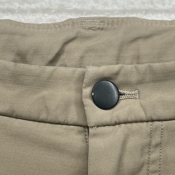 Lululemon Commission Shorts Mens Large 33 Tan Chino Stretch Golf Wicking Casual - Picture 3 of 11
